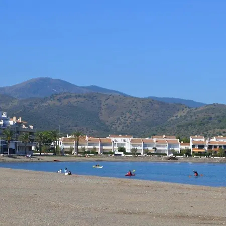 Grifeu-2 By Interhome Apartman Llança